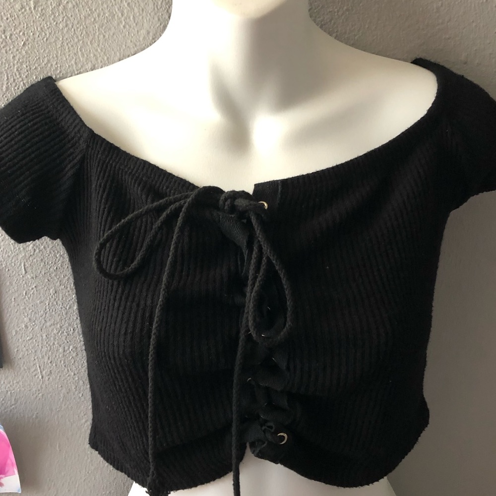 tie up crop top